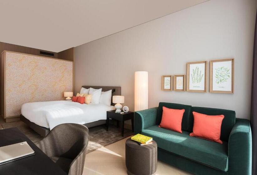 جناح, Waldhotel By Bürgenstock