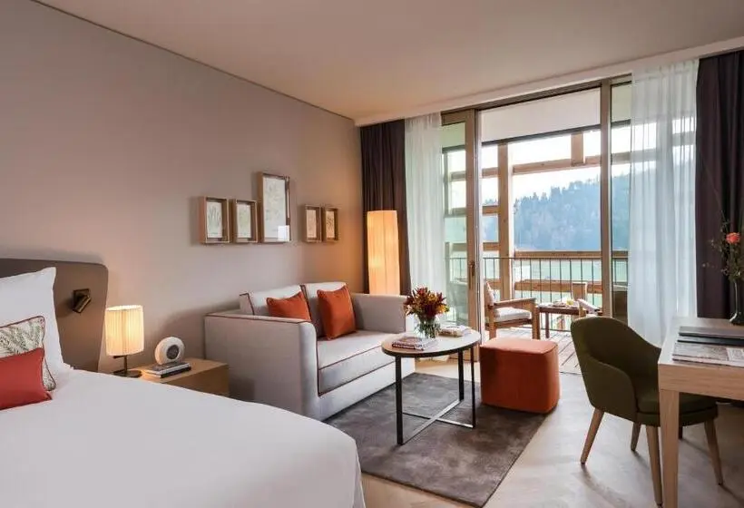 テラス付きデラックスルーム, Waldhotel By Bürgenstock