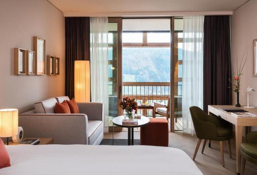 غرفة ديلوكس مزودة بتراس, Waldhotel By Bürgenstock