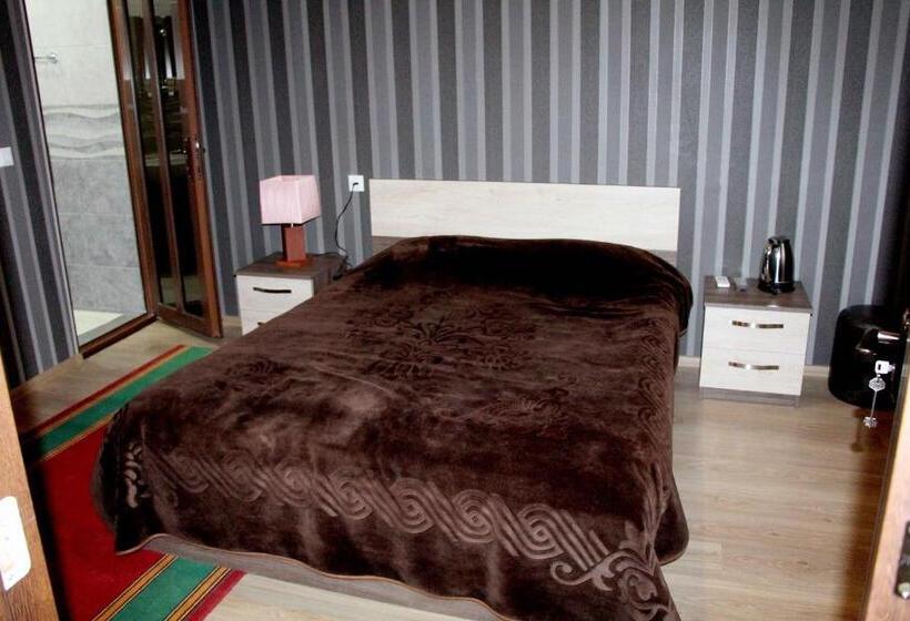 اتاق لوکس, Guest House Andria