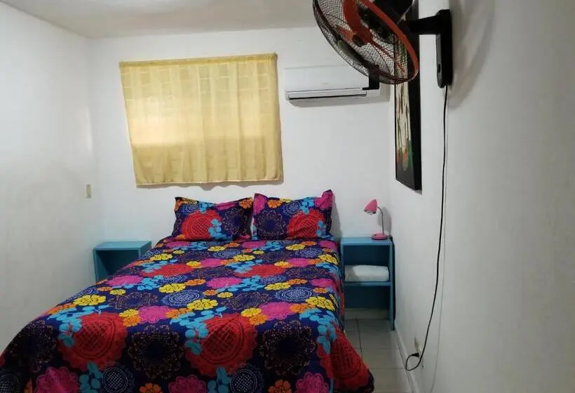 اتاق استاندارد, Lucy Rooms