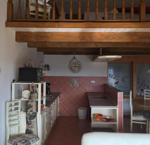 带1个卧室的高级公寓, U Svatého Prokopa