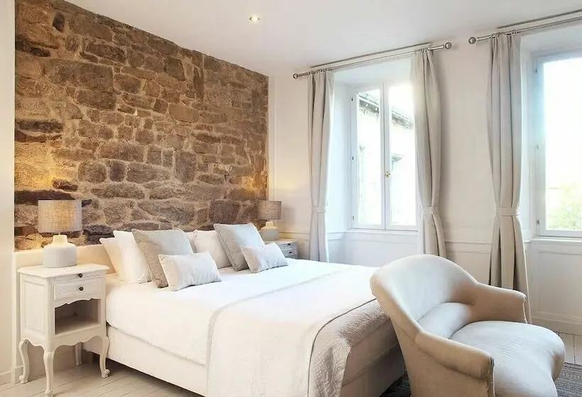 デラックスルーム, Chambres Aux Sabots Rouges