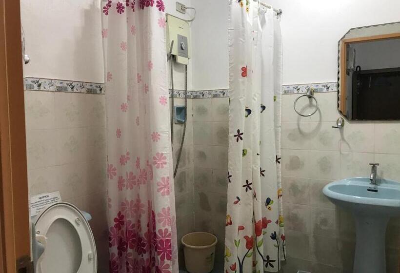 اتاق استاندارد, Marina Village