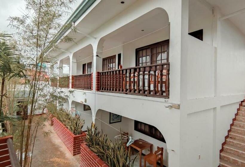 اتاق استاندارد, Marina Village