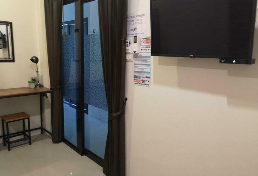 شقة غرفة واحدة, Samed Your House