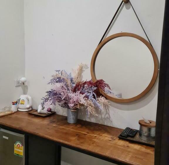 شقة غرفة واحدة, Samed Your House