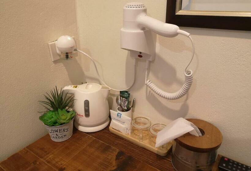 شقة غرفة واحدة, Samed Your House