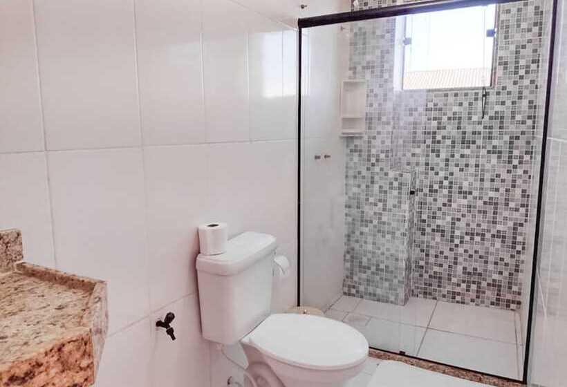 חדר סטנדרט לשלושה עם מרפסת, Voa Pousada Bem Estar