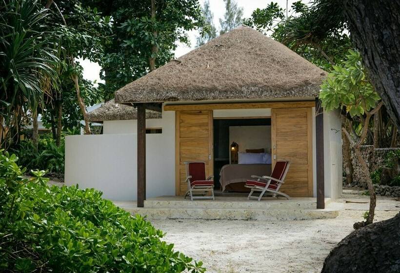 וילה עם 4 חדרי שינה, Nakatumble