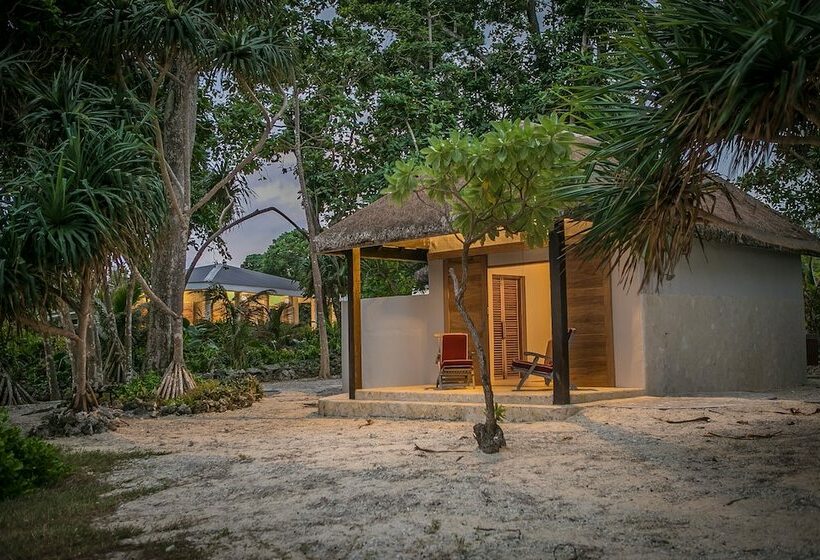 וילה עם 4 חדרי שינה, Nakatumble