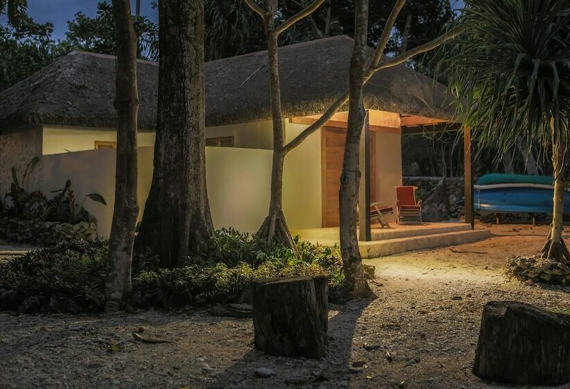 וילה עם 4 חדרי שינה, Nakatumble