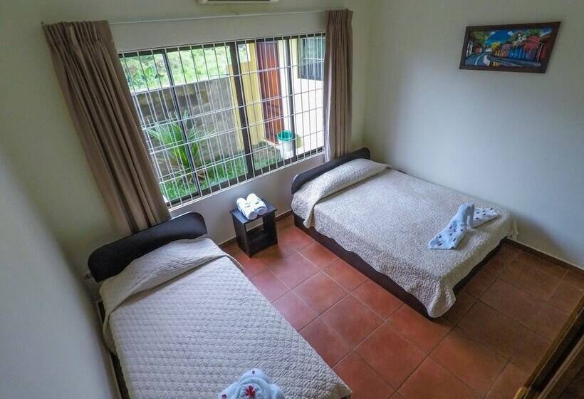 آپارتمان خانوادگی 2 خوابه, Condo S Vista Al Volcan
