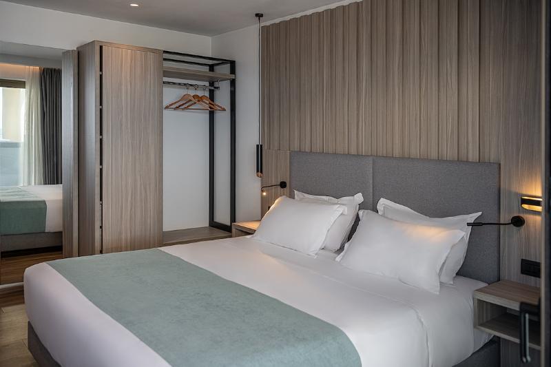 סוויטה אקזקיוטיב, Myrion Beach Resort & Spa   Adults Only