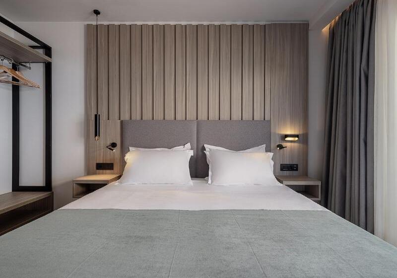 סוויטה אקזקיוטיב, Myrion Beach Resort & Spa   Adults Only