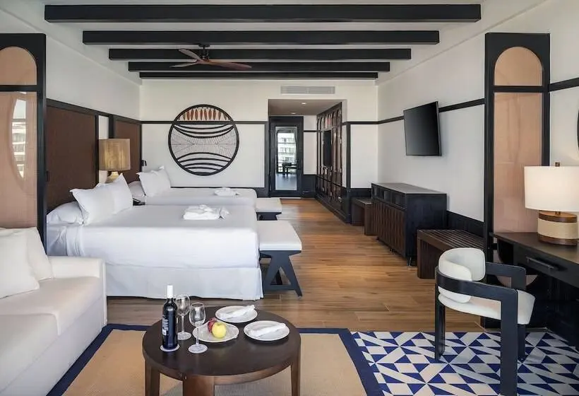 چشم‌انداز دریای سوئیت جونیور پرستیژ, Ocean Eden Bay - Adults Only - All Inclusive