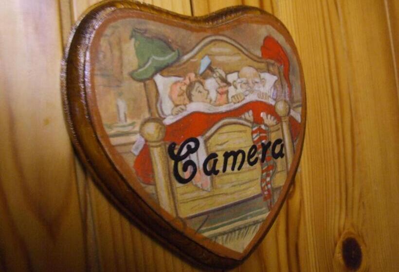 バルコニー付きスタンダードトリプルルーム, Cimone