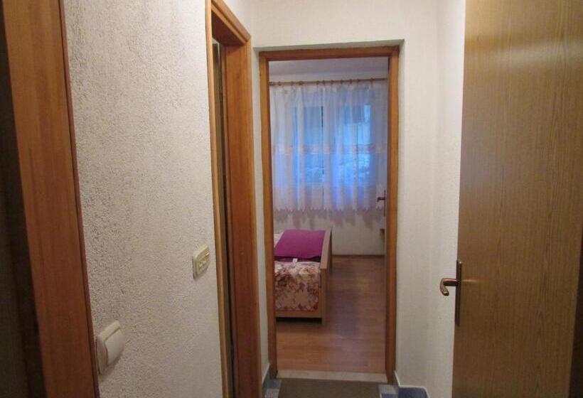 低层单卧公寓, Villa Paladina