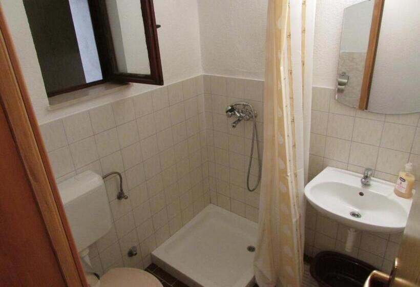 低层单卧公寓, Villa Paladina