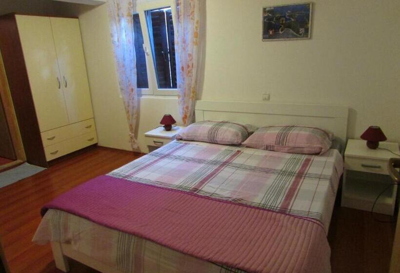 低层单卧公寓, Villa Paladina