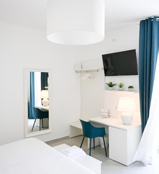 غرفة قياسية ثلاثية مزودة بشرفة, L'ancora B&b