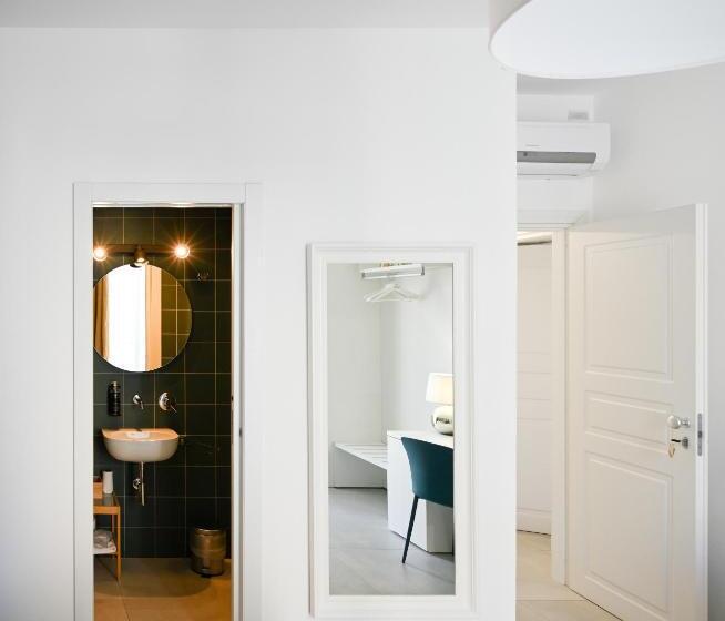 غرفة سوبيريور مزودة بشرفة, L'ancora B&b