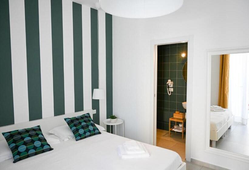 غرفة سوبيريور مزودة بشرفة, L'ancora B&b