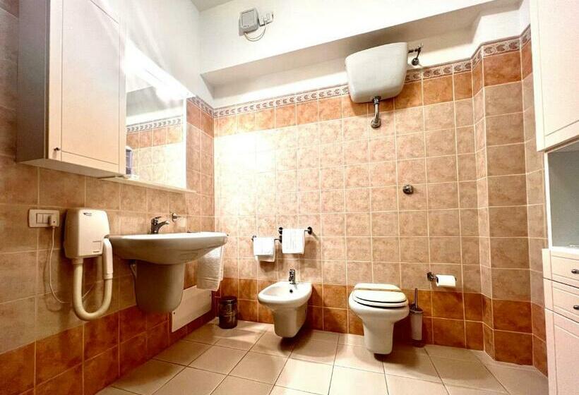 اتاق استاندارد, Nazareth Residence