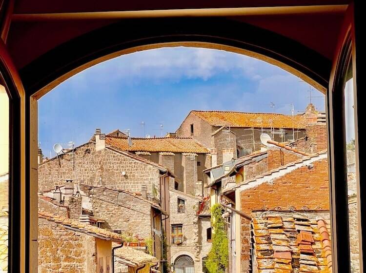 اتاق استاندارد یک نفره, Nazareth Residence