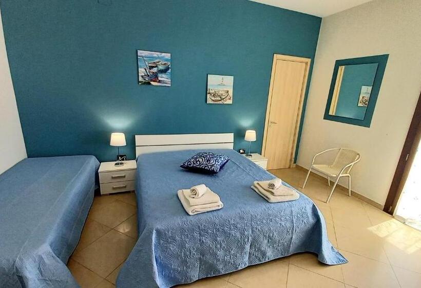 Номер Deluxe с Балконом, B&b Colori Del Salento