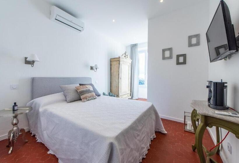 اتاق استاندارد, Chambres Lougolin