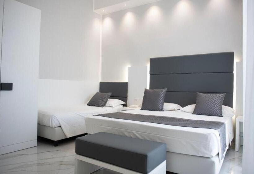 标准三人间, Blu