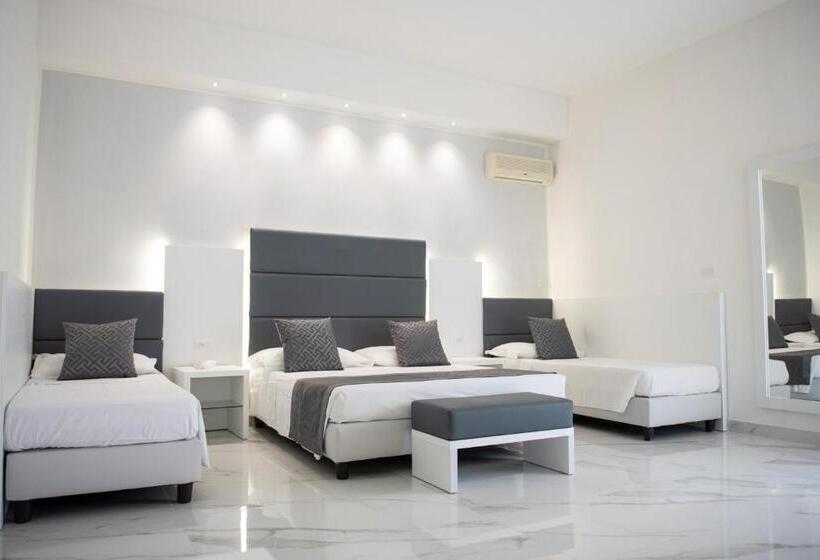 חדר סטנדרט לארבעה נוף לים, Blu