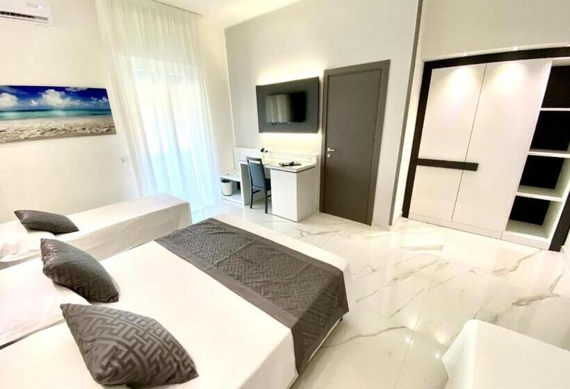 חדר סטנדרט לארבעה נוף לים, Blu