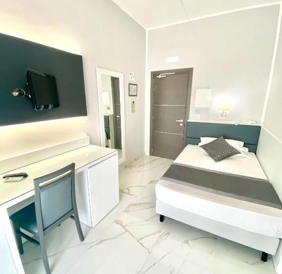 חדר סטנדרט יחיד, Blu