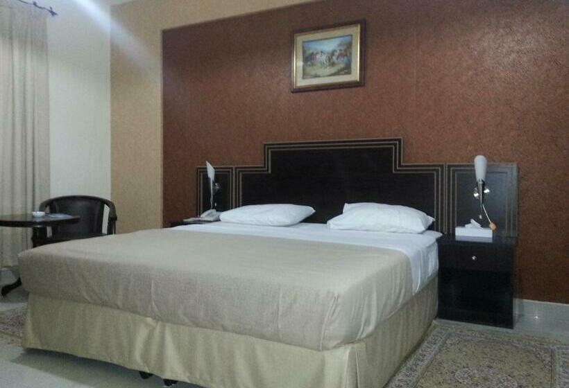 غرفة قياسية, Dolphin