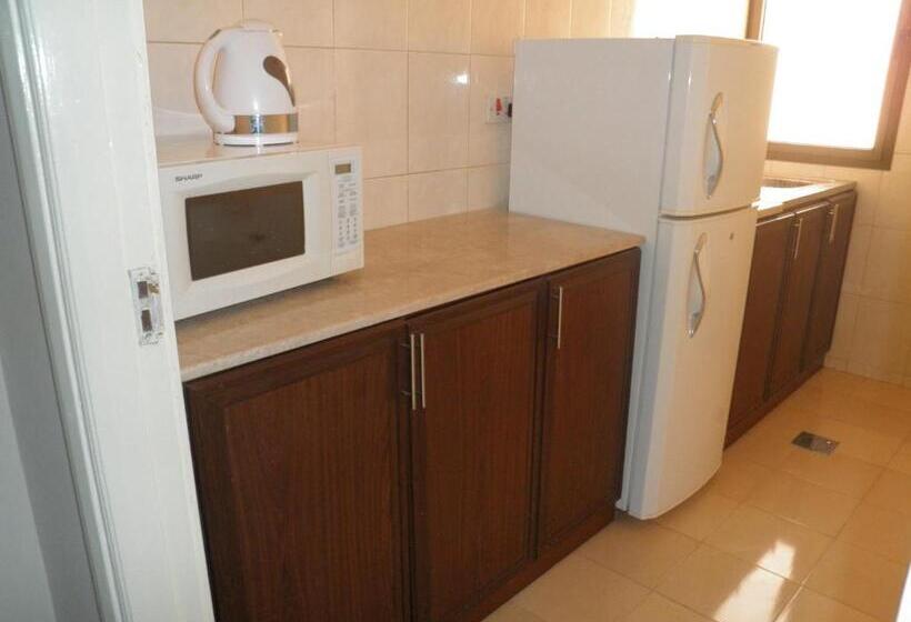 جناح سرير كينج, Dolphin