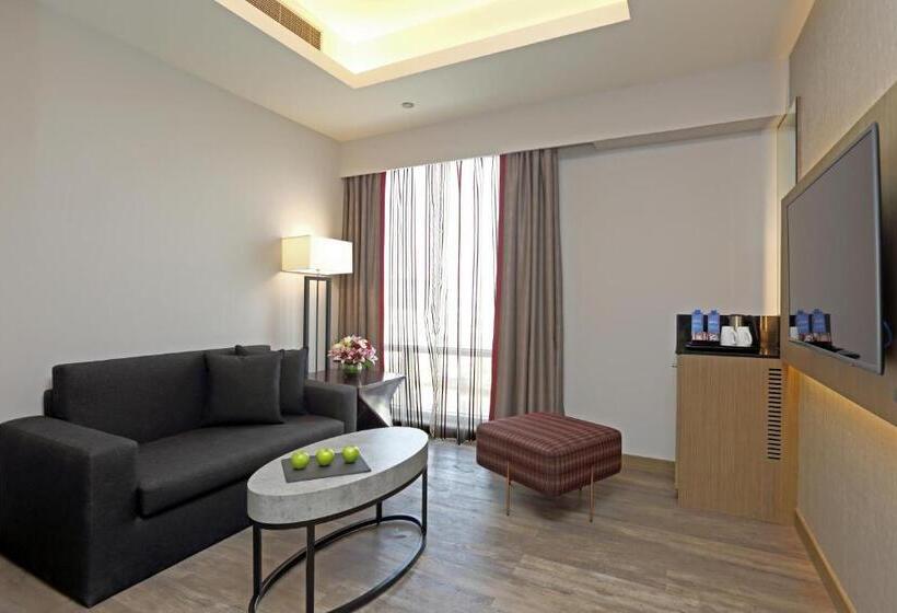 سوئیت اجرایی با تخت کینگ, Ramada Encore By Wyndham Muscat Al Ghubra