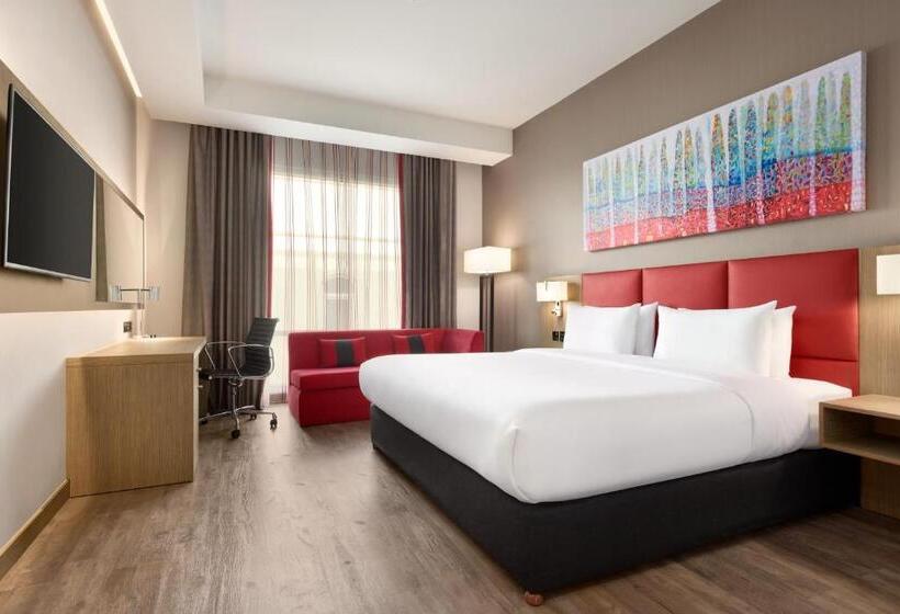 اتاق استاندارد با تخت بزرگ, Ramada Encore By Wyndham Muscat Al Ghubra