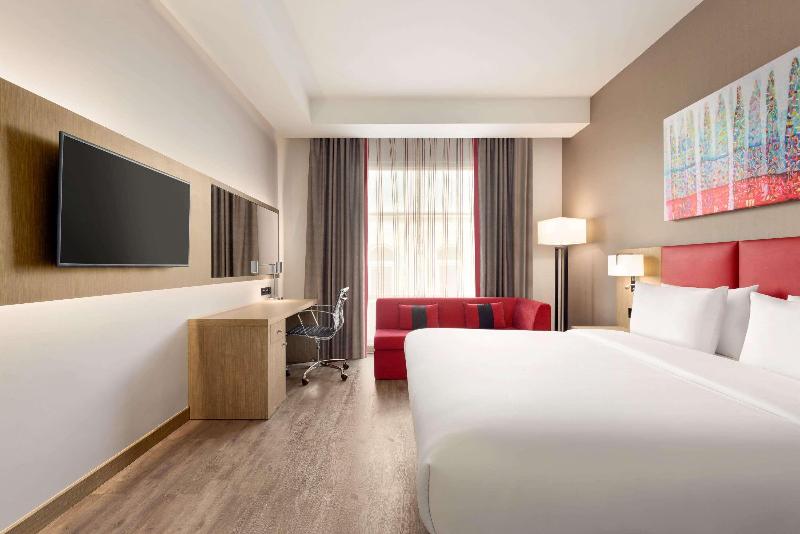 اتاق لوکس, Ramada Encore By Wyndham Muscat Al Ghubra