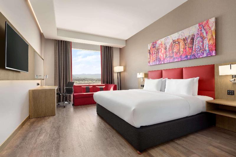 اتاق لوکس, Ramada Encore By Wyndham Muscat Al Ghubra