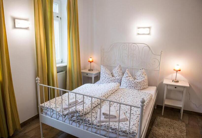 스탠다드 룸, Schinderhannes