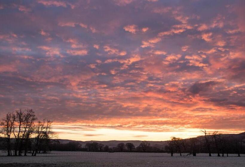 3间卧室的房子, Plas Dolau Country Estate