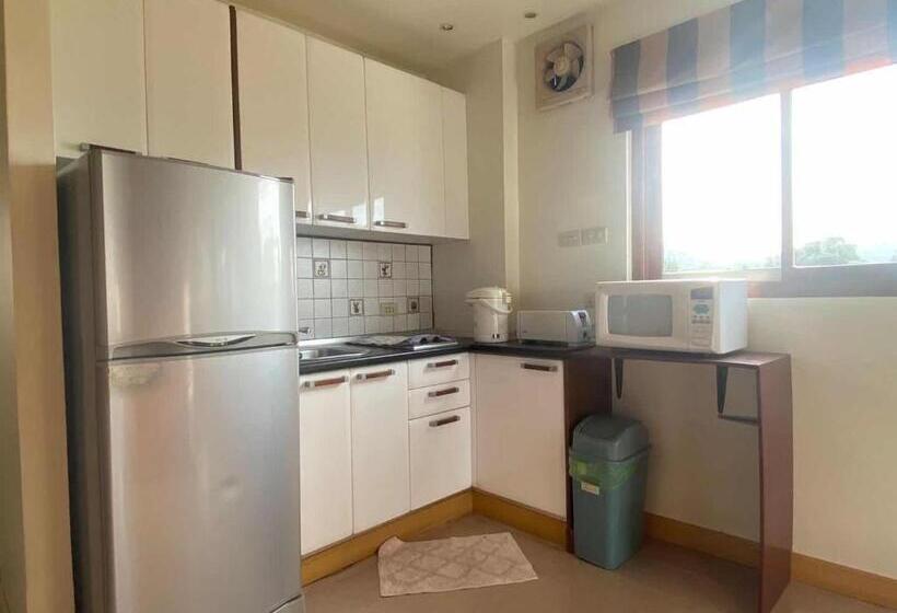اتاق لوکس با بالکن, Green​ House​ Samui