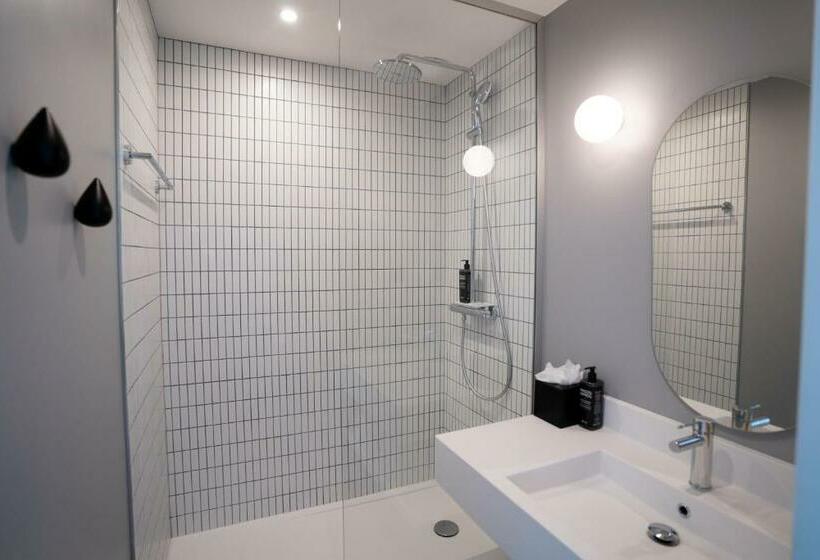 Номер Стандарт, Ibis Styles Paris Romainville