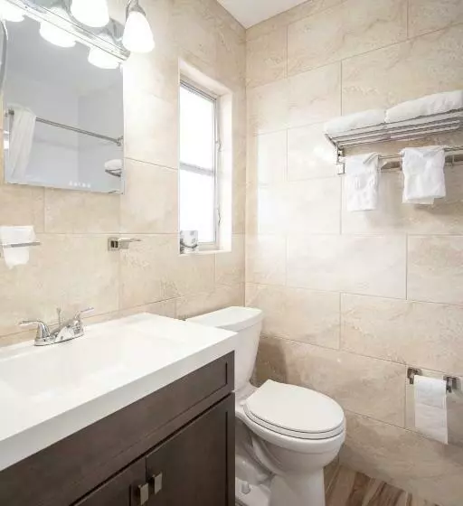 Standard-huone 2 Parivuodetta, Island Sun Inn & Suites   Venice, Florida Historic Downtown & Beach Getaway