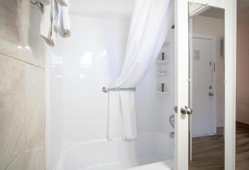 اتاق لوکس, Island Sun Inn & Suites   Venice, Florida Historic Downtown & Beach Getaway