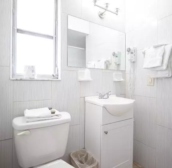 Deluxe-studio, Island Sun Inn & Suites   Venice, Florida Historic Downtown & Beach Getaway
