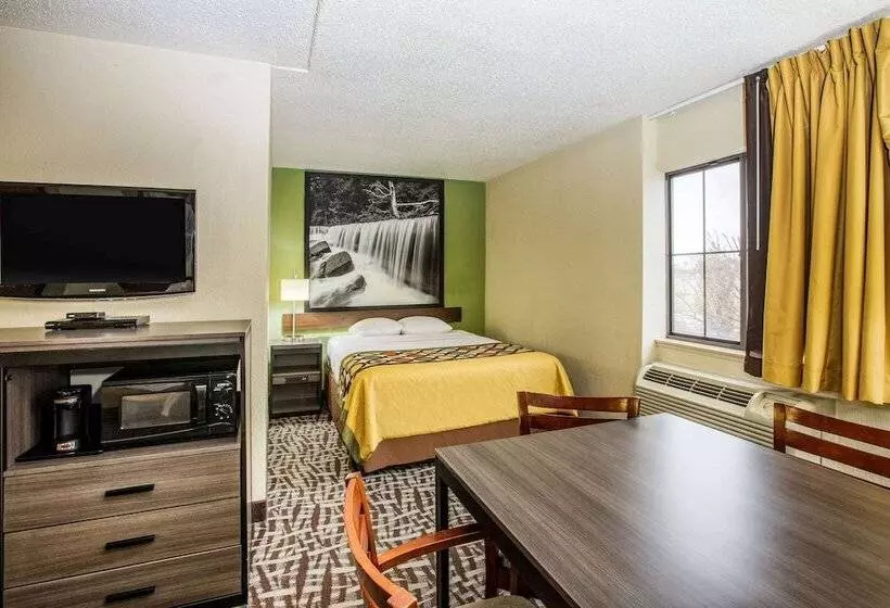 اتاق استاندارد برای معلولان, Spark By Hilton Wichita East