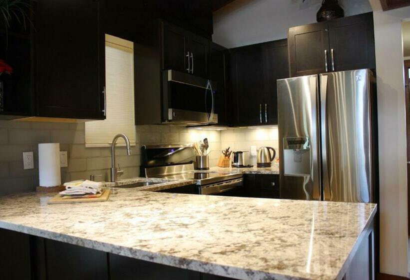 شقة غرفة واحدة, Vail Racquet Club Mountain Resort